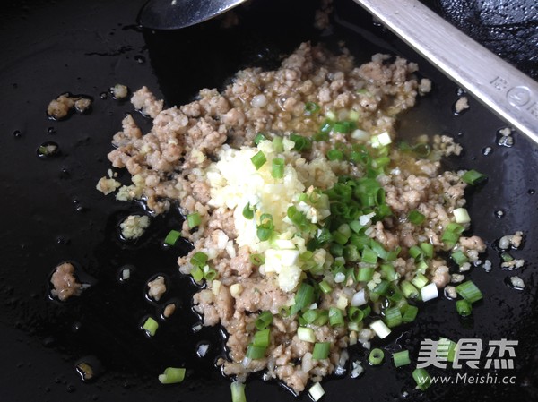 Eggplant with Minced Meat recipe