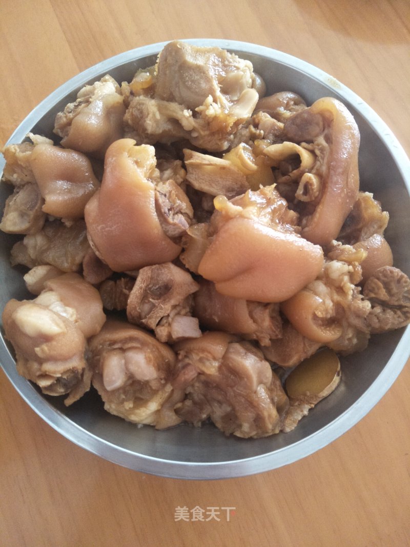 Marinated Trotters recipe