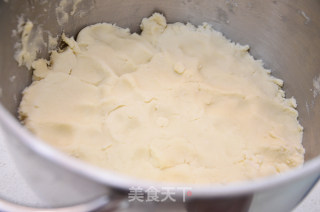 Pork Floss Mochi and Egg Yolk Crisp recipe