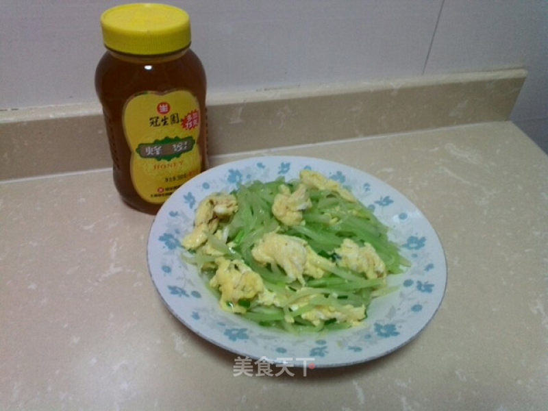 Scrambled Eggs with Lettuce recipe