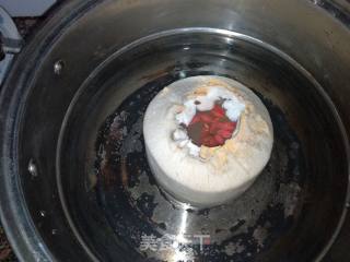 Coconut Stewed Snow Fungus in Syrup recipe