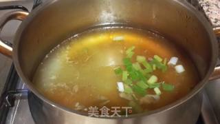 Chicken Soup Yang Chun Noodles recipe