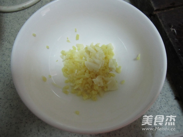 Saliva Pork Mouth Strips Mixed with Green Bamboo Shoots recipe