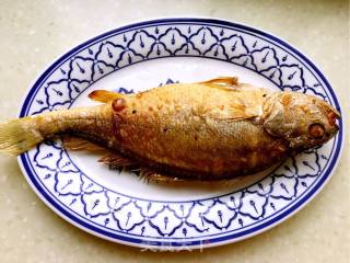 Grilled Yellow Croaker with Pickled Vegetables recipe