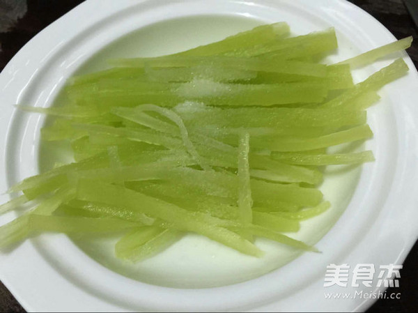 Cordyceps Flower Mixed with Enoki Mushroom and Lettuce recipe