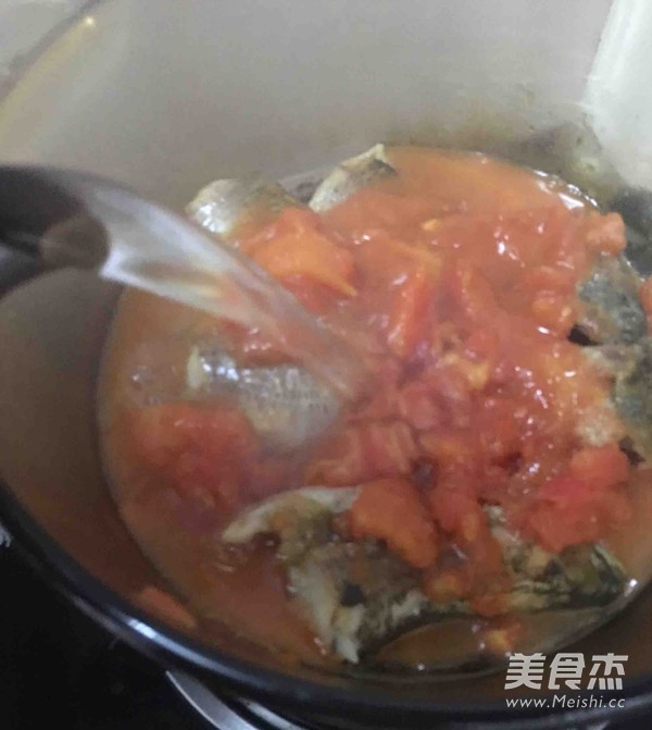 Tomato Black Fish Soup recipe