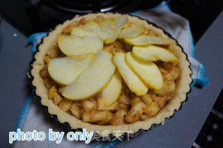 Apple Pie with Figs and Green Apples recipe