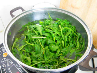 #春食野菜香# Mixed Noodles and Wild Vegetable Cakes recipe