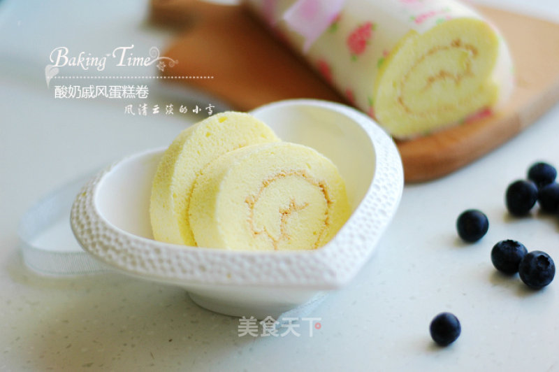 Yogurt Chiffon Cake Roll recipe