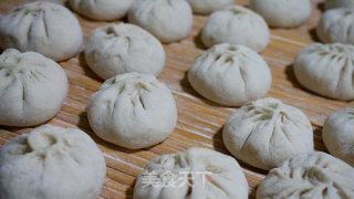 Pork and Green Onion Buns recipe