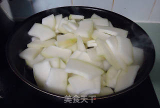 Braised Winter Melon with Sea Cucumber and Scallops recipe