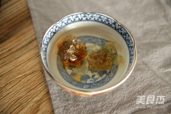 Peach Gum Nourishing Soup Jiuyang recipe