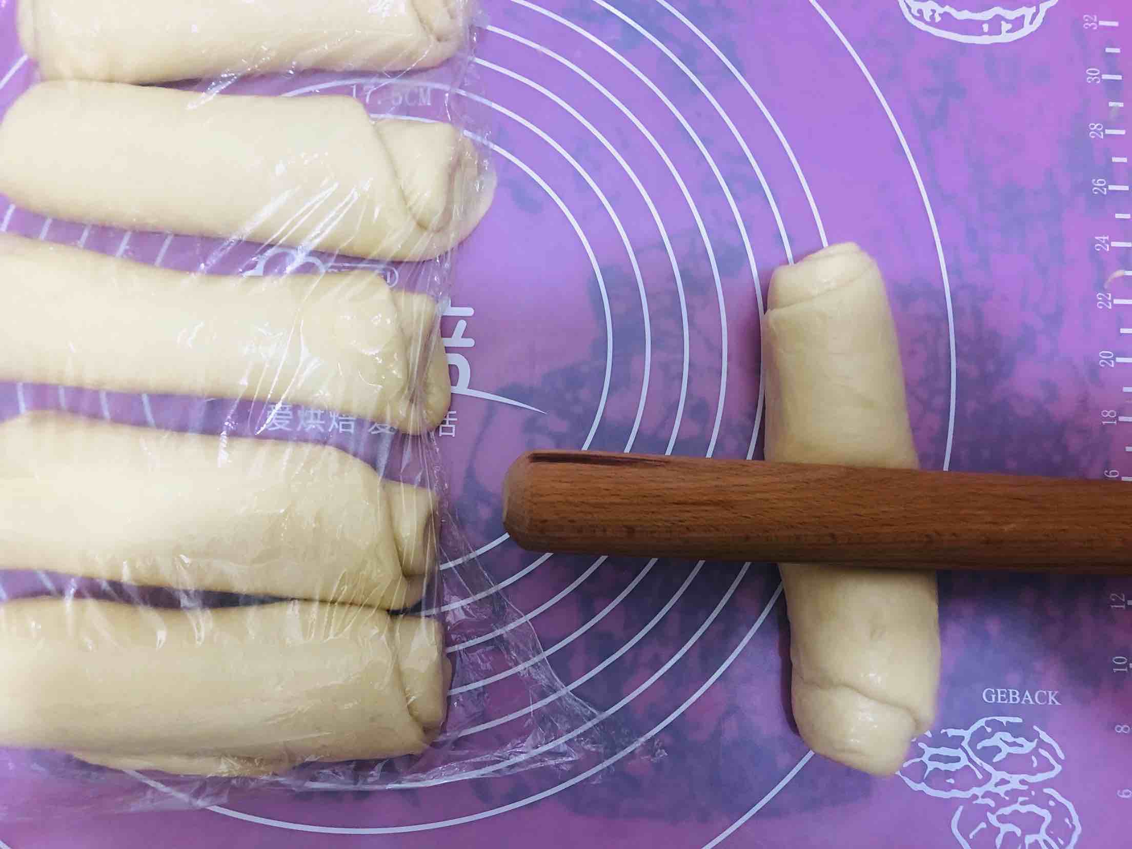 6 Three-strand Red Bean Paste Braided Bread recipe