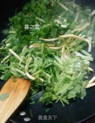 Celery Stir-fried Tofu recipe