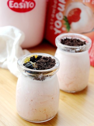 Oreo Raisin Yogurt recipe