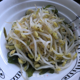 Kelp Shreds Mixed with Bean Sprouts recipe