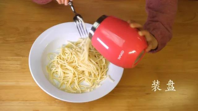 Spaghetti with Tomatoes recipe