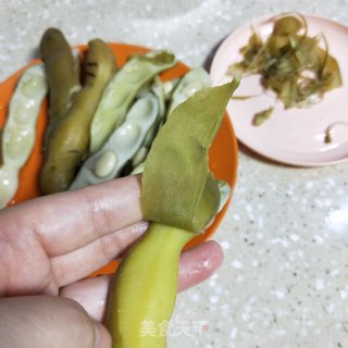 Bad Fragrant Gou Claw Beans recipe