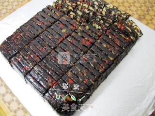 Walnut, Sesame, Grape, Wolfberry, Red Date, Ejiao Cake recipe