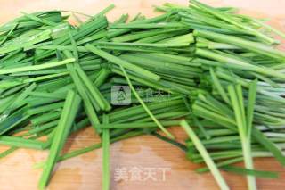 Stir-fried Pork Liver with Leek recipe