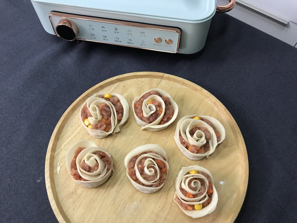 Nice and Delicious Rose Fried Dumplings recipe