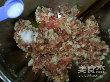 Steamed Yam Meatballs recipe