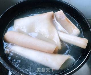 #diy零食# Braised Money Pigskin recipe