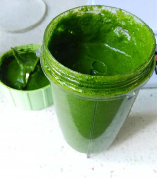 Spinach and Honey Pancakes recipe