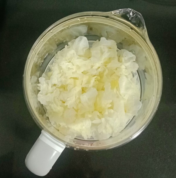 White Fungus Stuffed Rice Balls recipe