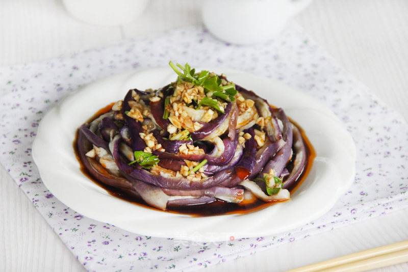[shredded Eggplant with Cold Dressing] A Simple and Enjoyable Cold Dish recipe