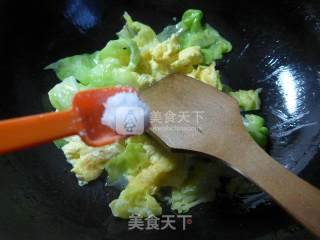 Stir-fried Cabbage with Beef Sauce and Egg recipe