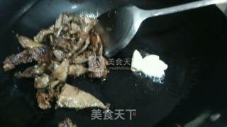 Stir-fried Pork Liver with Green Pepper recipe