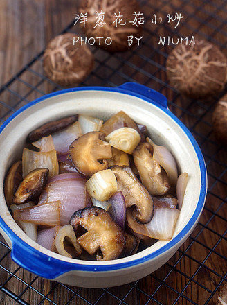 Onion and Mushroom Stir-fry recipe