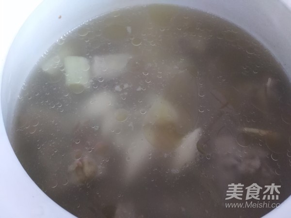 American Ginseng and Yam Lao Duck Soup recipe