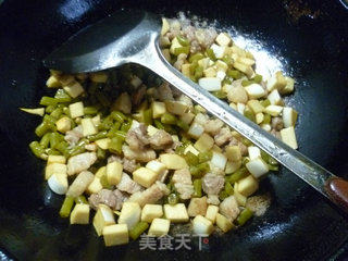 Stir-fried Rice White with Pork Belly with Sour Beans recipe