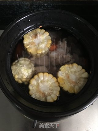 Carrot Corn Chestnut Rib Soup recipe
