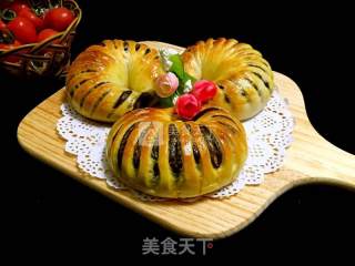 #aca烤明星大赛# Bean Paste Flower Bread recipe