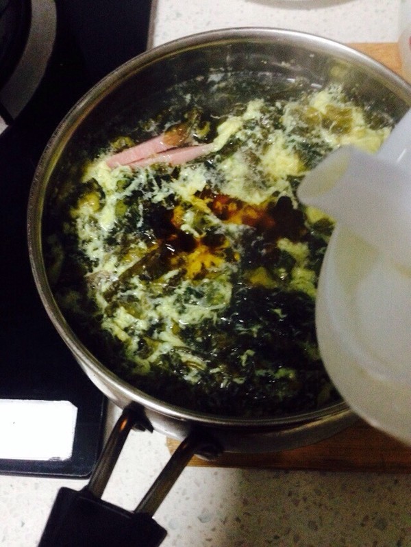 Seaweed Ham and Egg Soup recipe