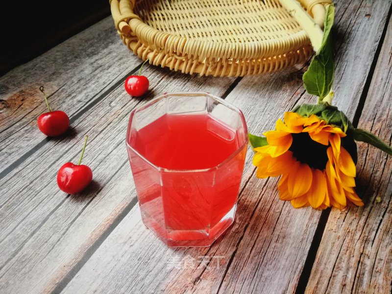 A Touch of Beauty in Early Summer: Cherry Syrup recipe