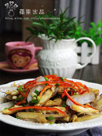Steamed Razor Clams recipe