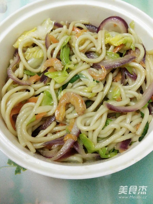 Fried Noodles with Shrimp Skin recipe