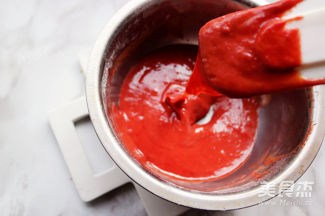 Red Velvet Hanging Snow Madeleine recipe