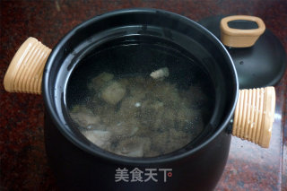 Qingrun Chestnut Pork Ribs Soup recipe