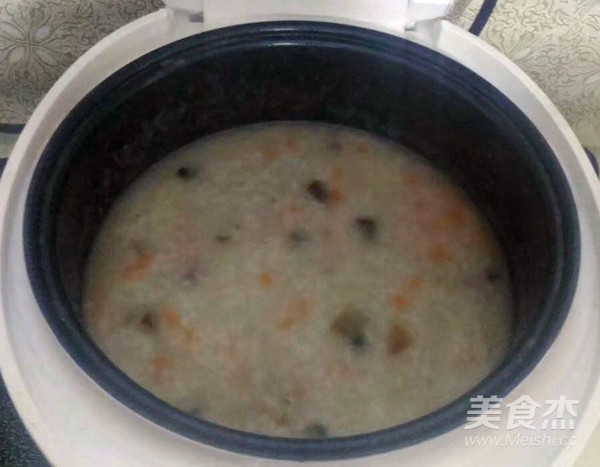 Congee with Preserved Egg and Lean Meat recipe