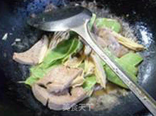 Stir-fried Pork Liver with Lentil and Yuba recipe