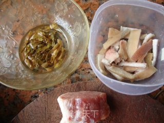 Steamed Pork with Dried Cowpea and Rice Noodles recipe