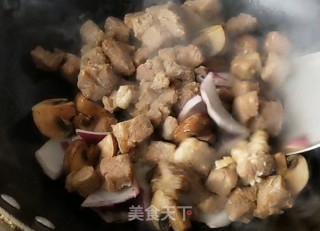 Stir-fried Beef with Mushrooms recipe
