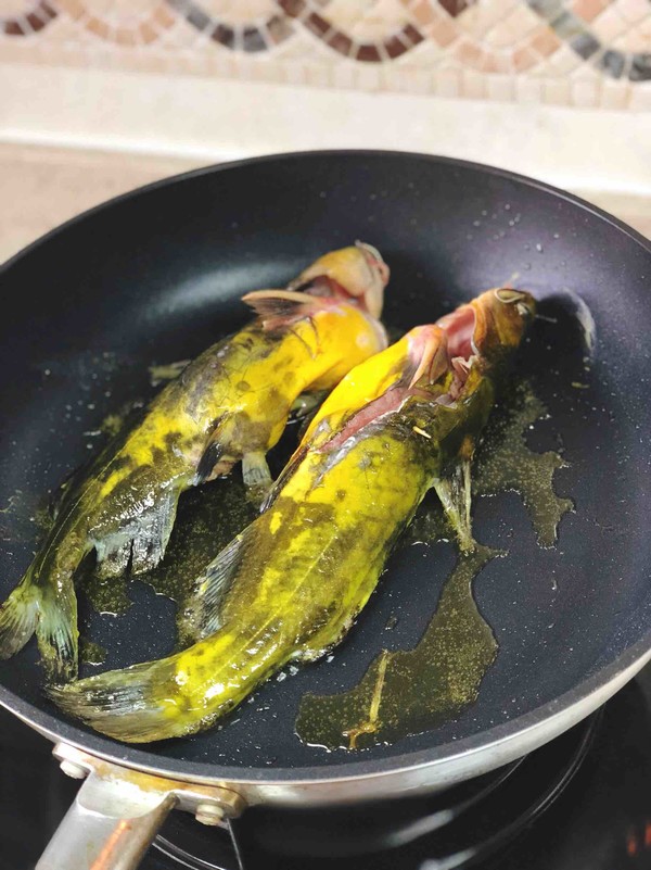 Braised Ang Prickly Fish with Bamboo Shoots and Bacon recipe