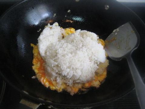 Fried Rice with Pea Ham and Eggs recipe