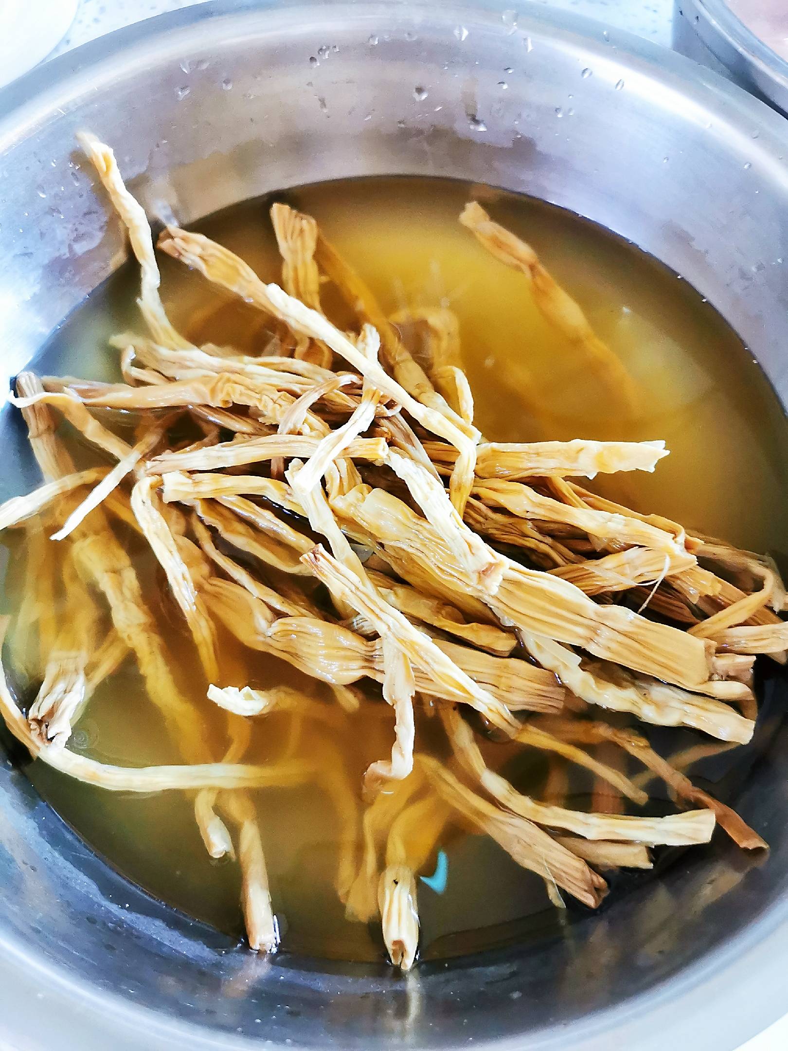 Dried Bamboo Shoots and Lao Duck Soup recipe